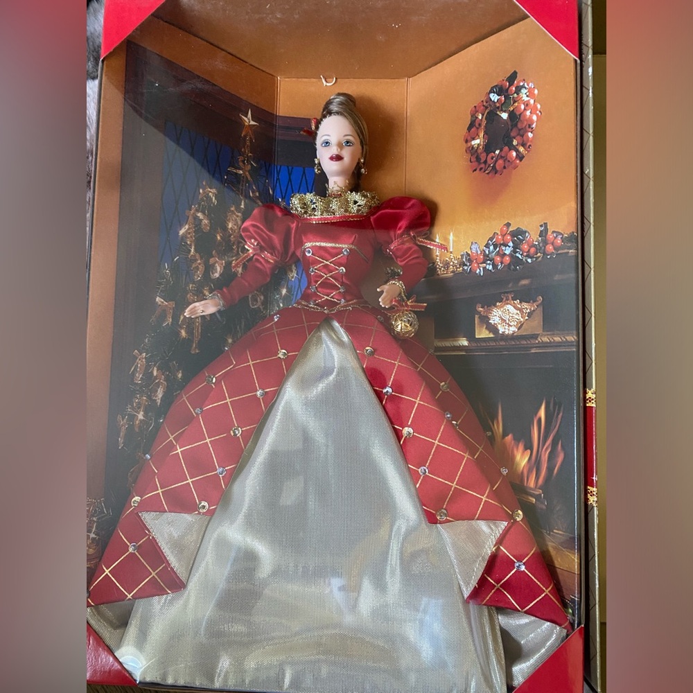 Holiday Treasure Barbie 1999